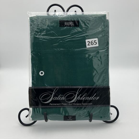 NOS Bardwil Linens Satin Splendor Soil Release Tablecloth 70” Round Green - Picture 2 of 4